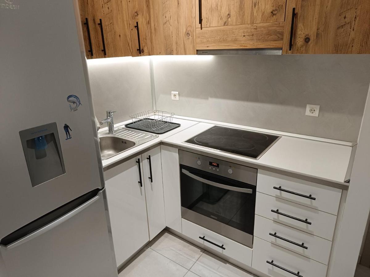 Apartment's In 2 *